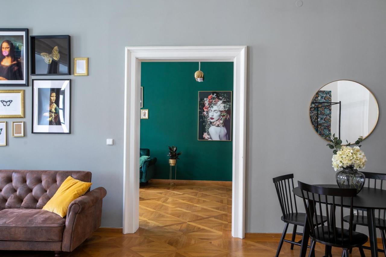 New Stylish 3 Suites Bedrooms Apt In Mala Strana - N2Nd Praga Exterior foto